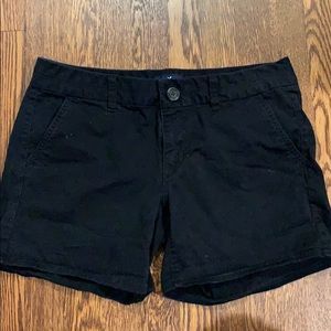 American eagle black shorts